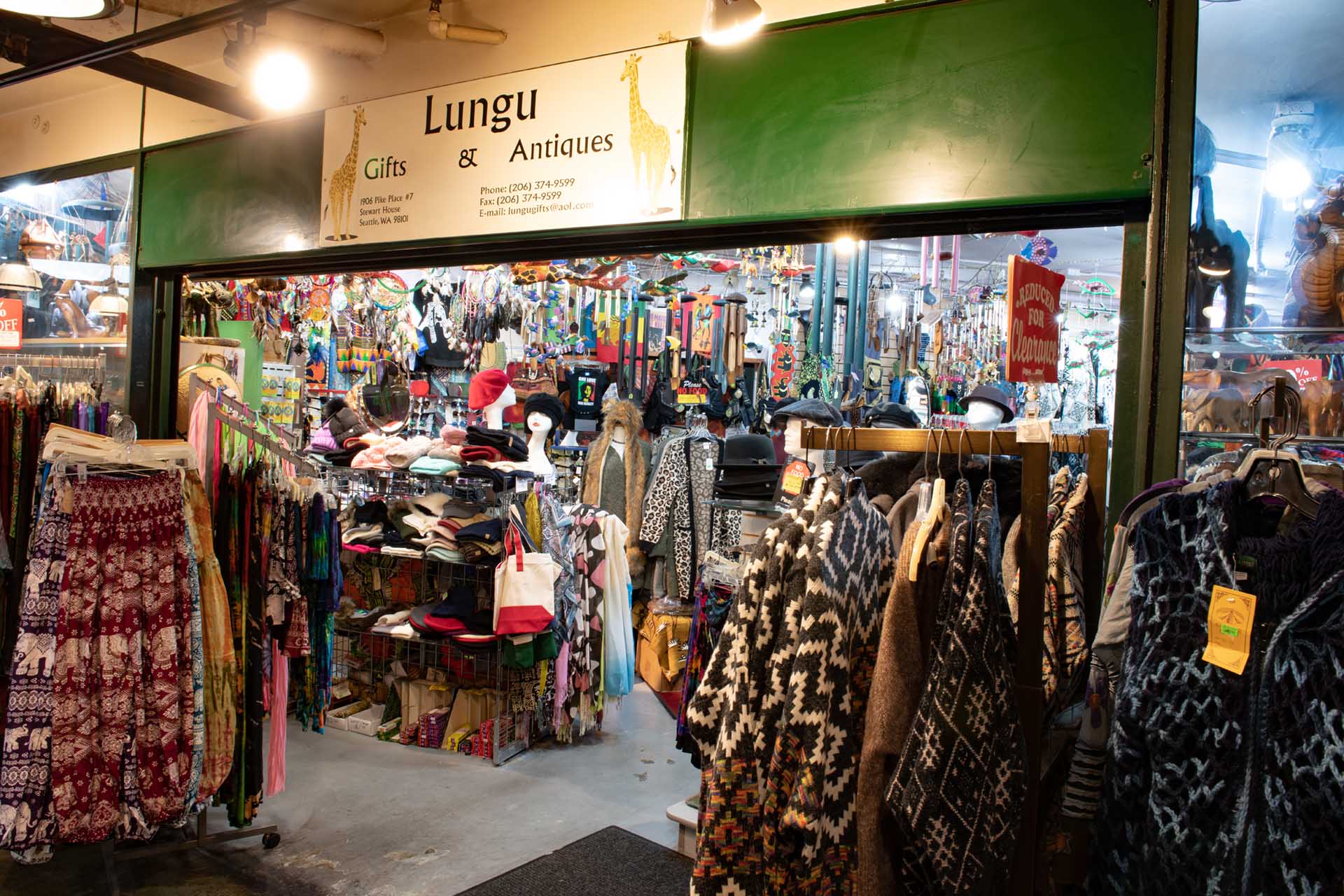 https://www.pikeplacemarket.org/wp-content/uploads/2021/08/lungu_gifts_antiques-pike_place_market.jpg